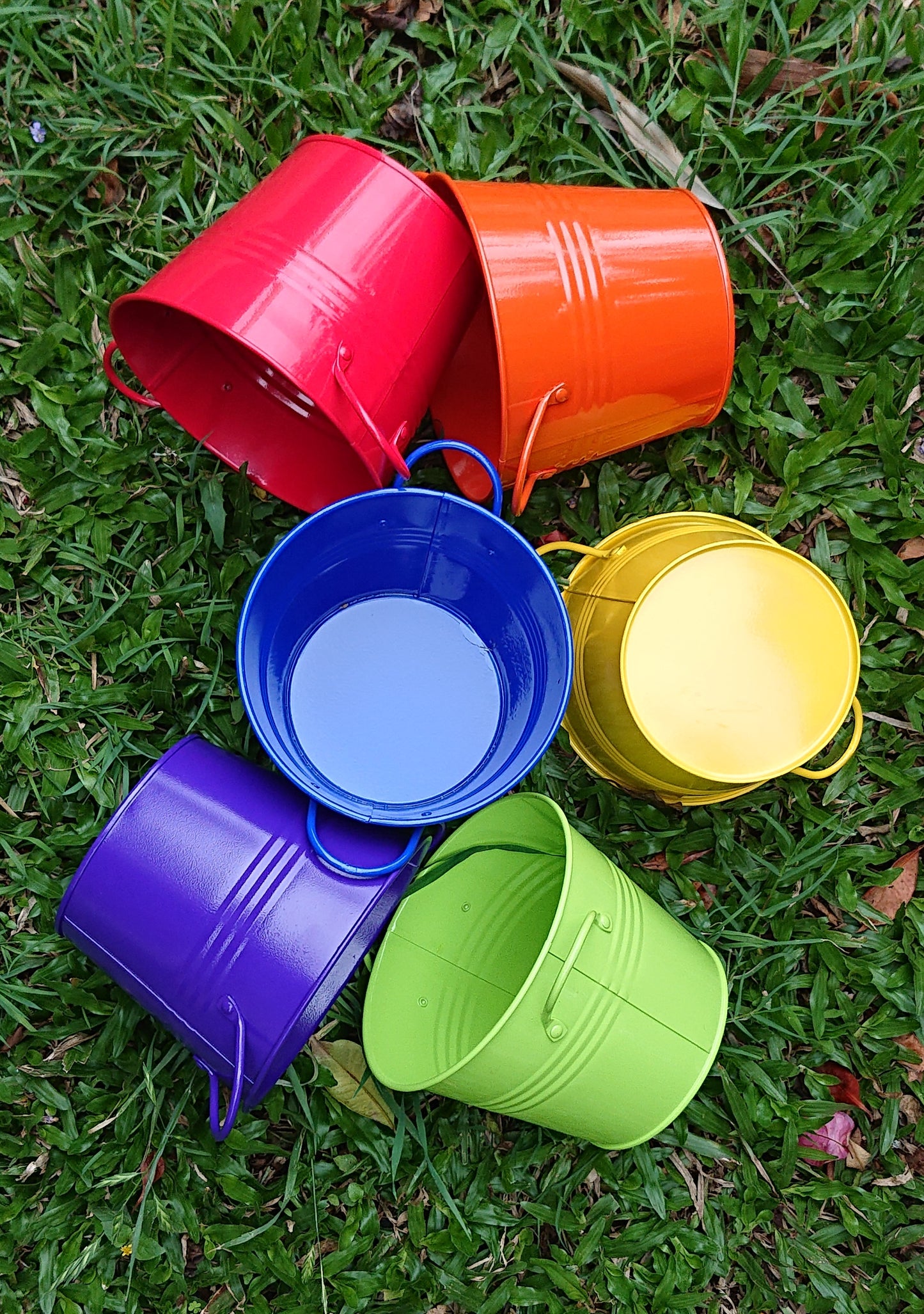 Buckets of Pride 15cm
