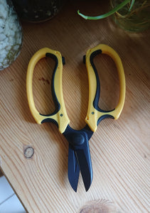 Sturdy Propagating Snips
